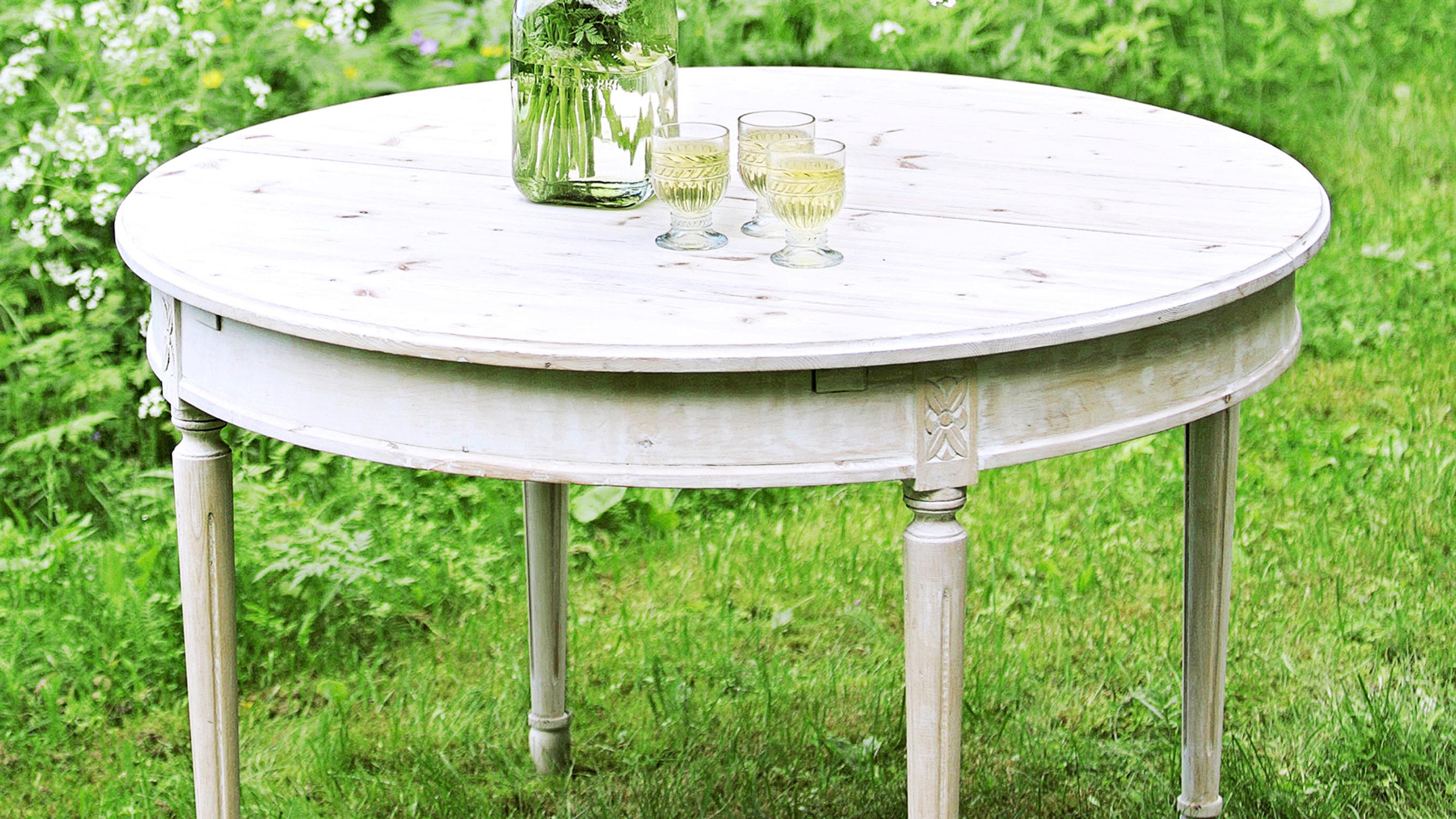 Give your table a charmingly worn makeover