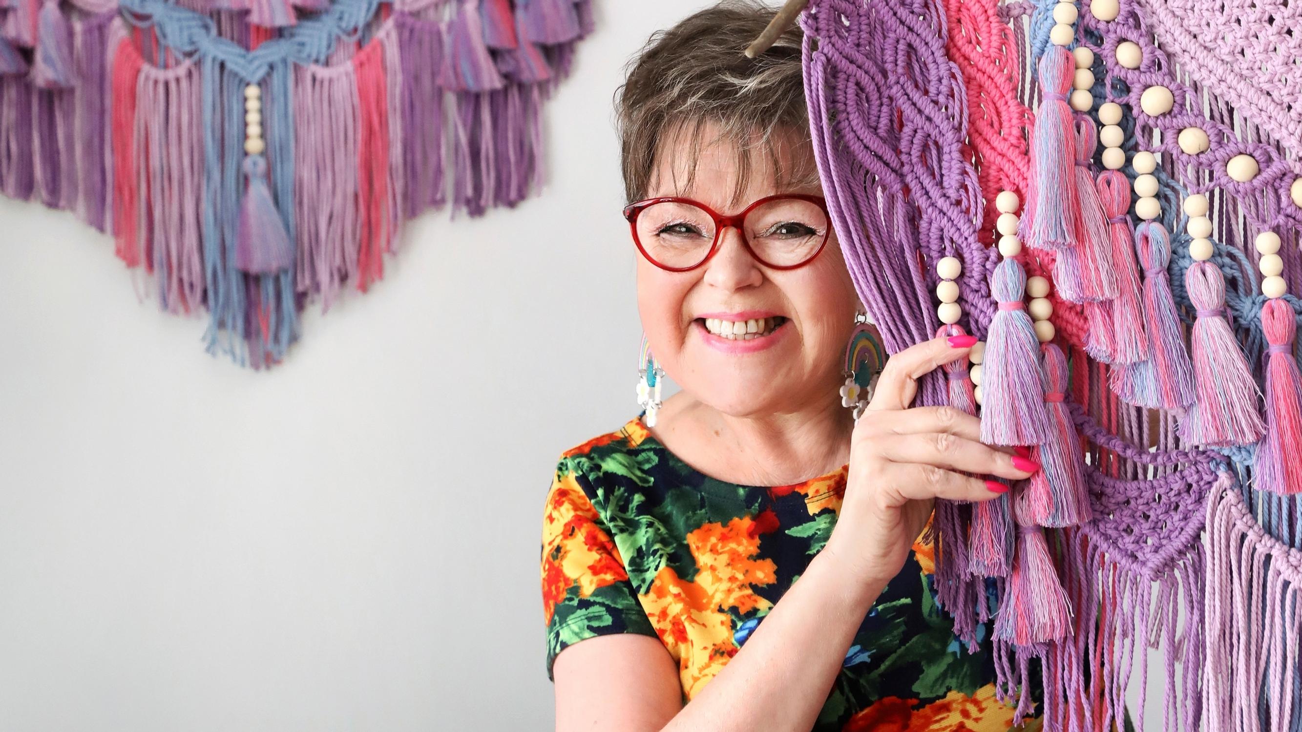 Kirsi learned macrame knots on YouTube and became a handicraft artist in retirement