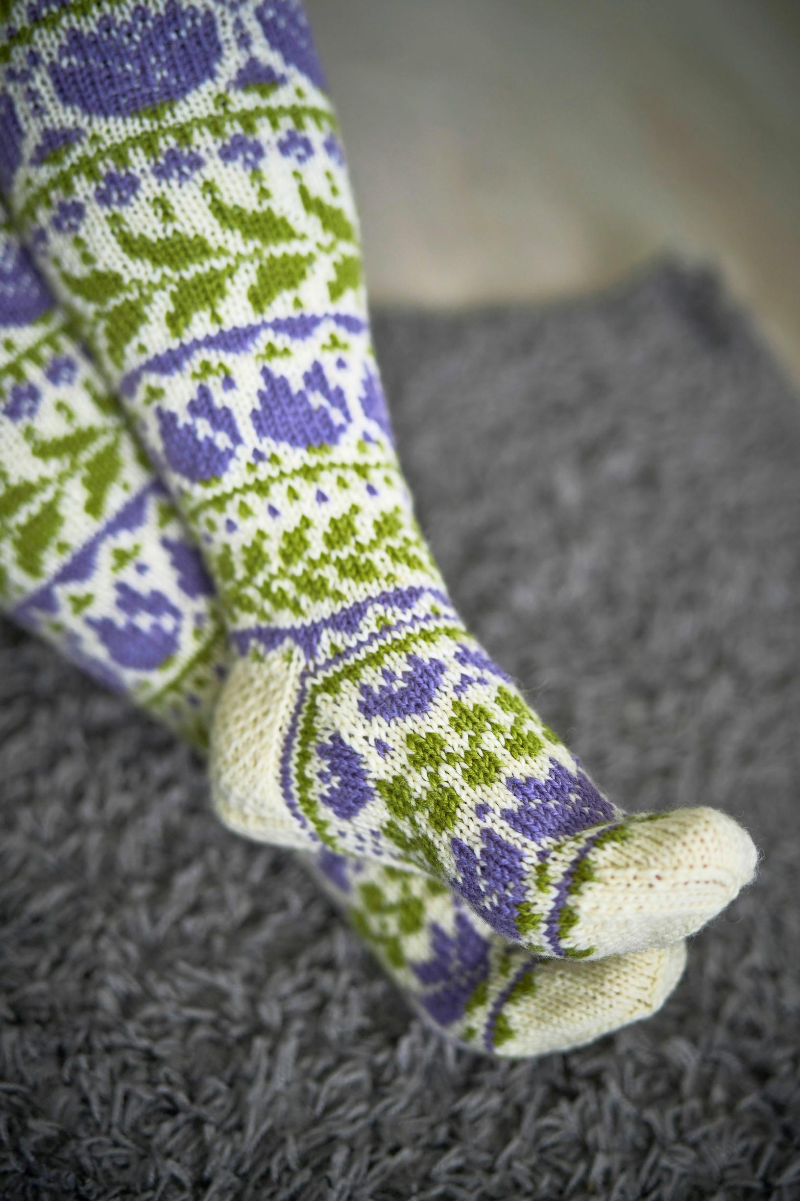 Floral patterned socks