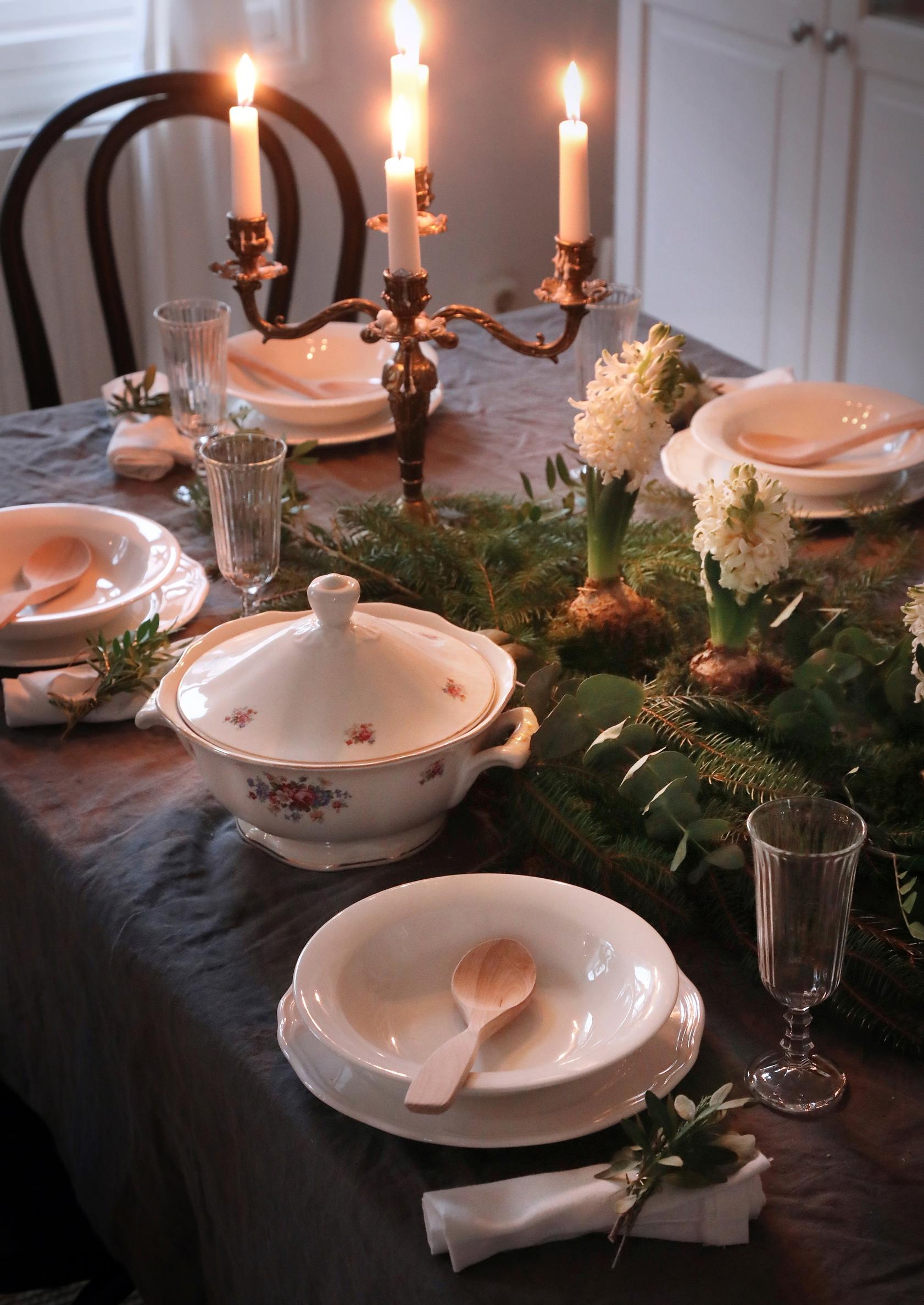 Serving dishes for Christmas porridge